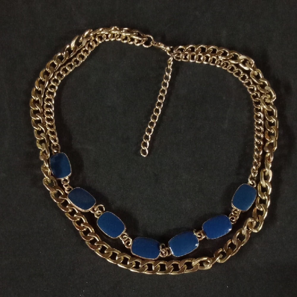 Gold Tone Necklace With Blue Settings #A170